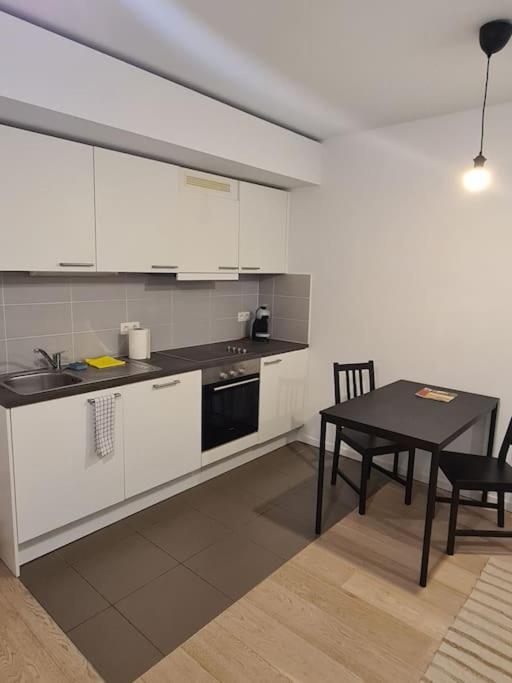 Apartamento Beau Studio Bruselas Exterior foto